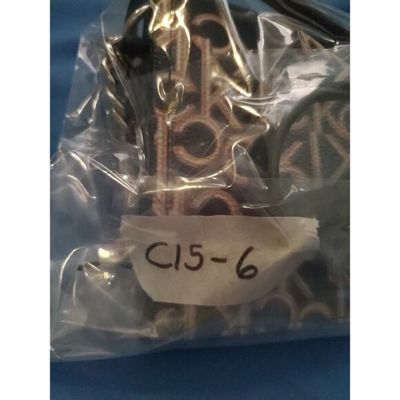 Calvin Klein Black Crossbody Bag Adjustable Strap For Elegant Women C15-6 - Picture 7 of 7